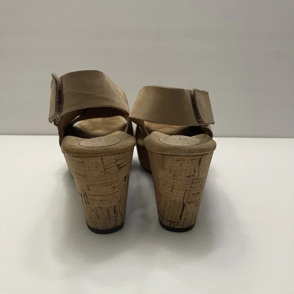 Clarks Sandals Caslynn Shae Platform Slingback Beige Light Tan Size 8 Wedge Cork - Picture 5 of 11